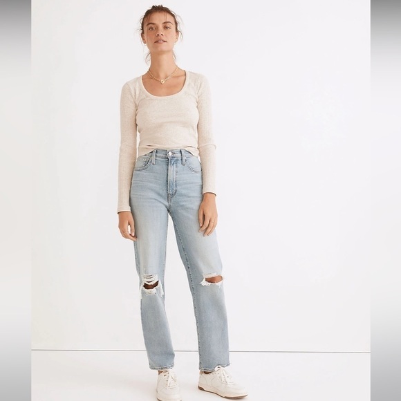 Madewell The Perfect Vintage Straight Jean in Danby Wash: Knee-Rip Edition - Picture 5 of 12
